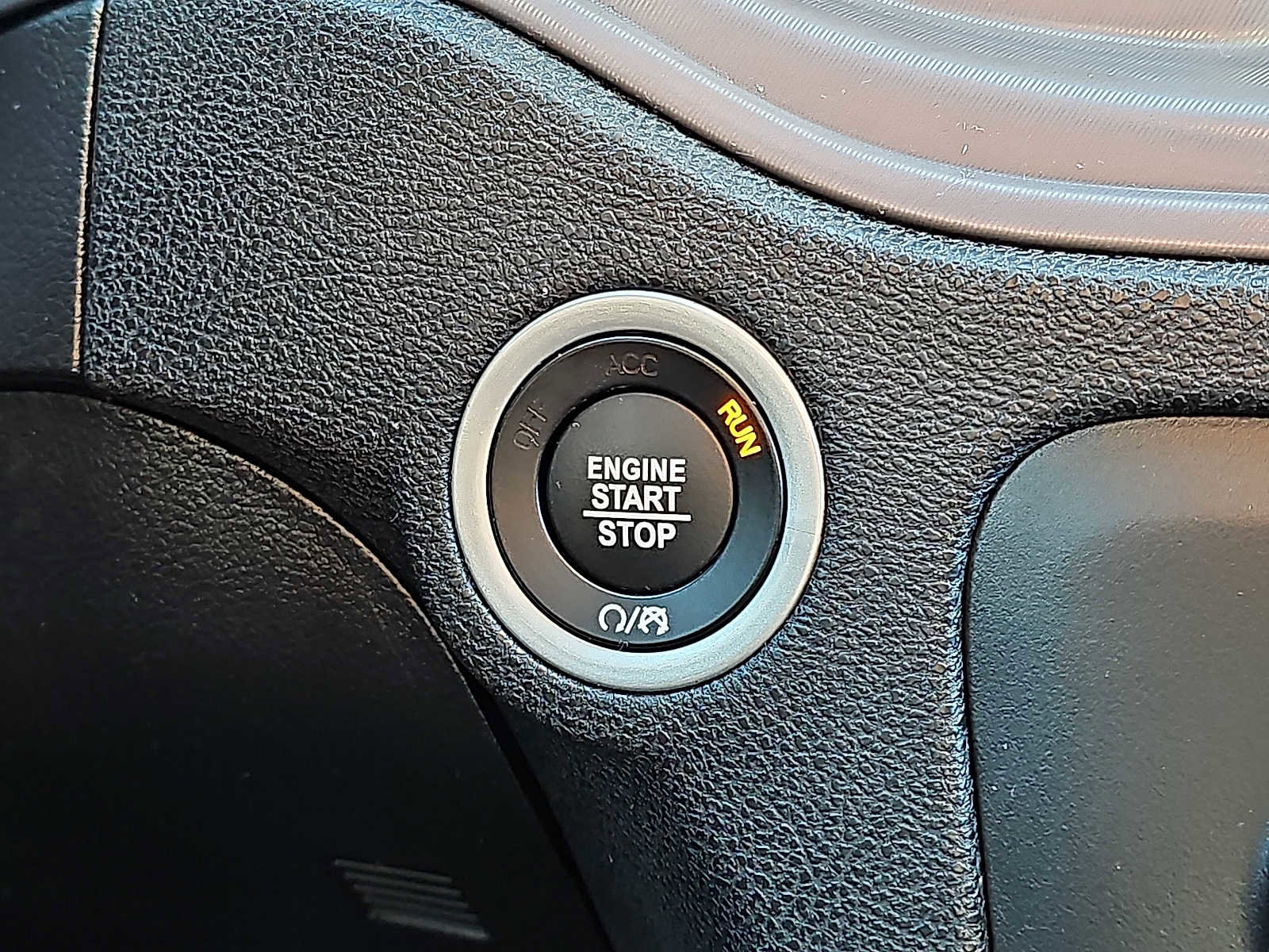 Used 2023 Dodge Charger SXT w/ Cold Weather Package image 25