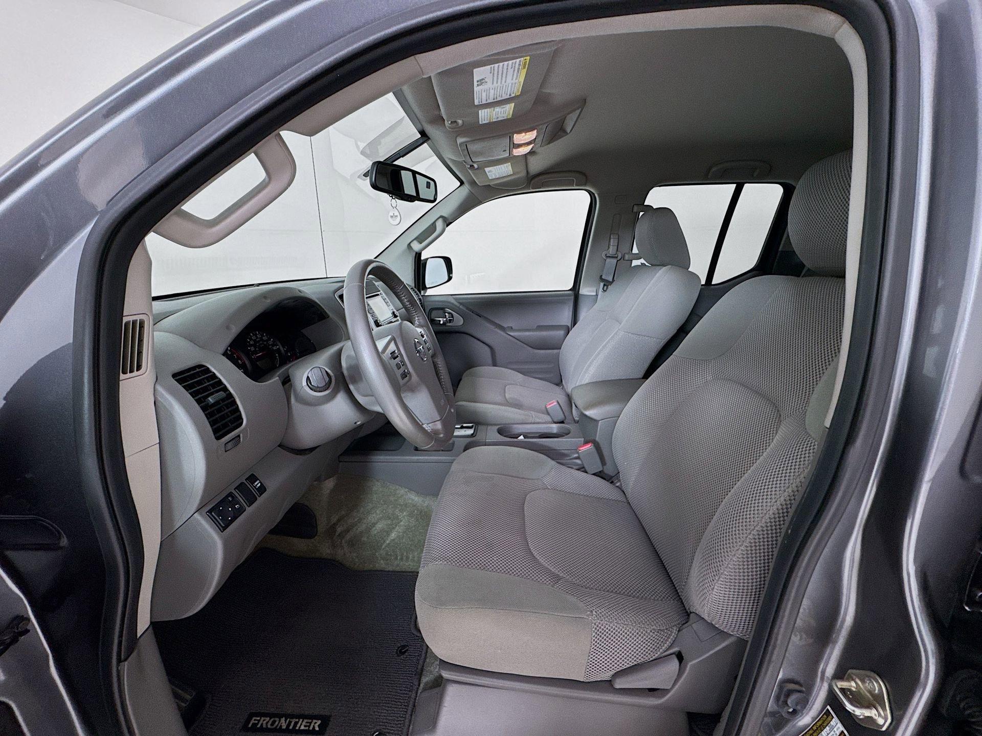 Used 2016 Nissan Frontier SV w/ SV Value Truck Package RWD image 20