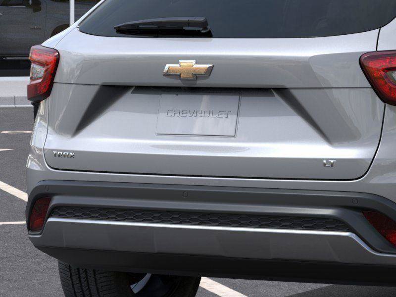 Used 2026 Chevrolet Trax LT w/ Driver Confidence Package FWD image 14