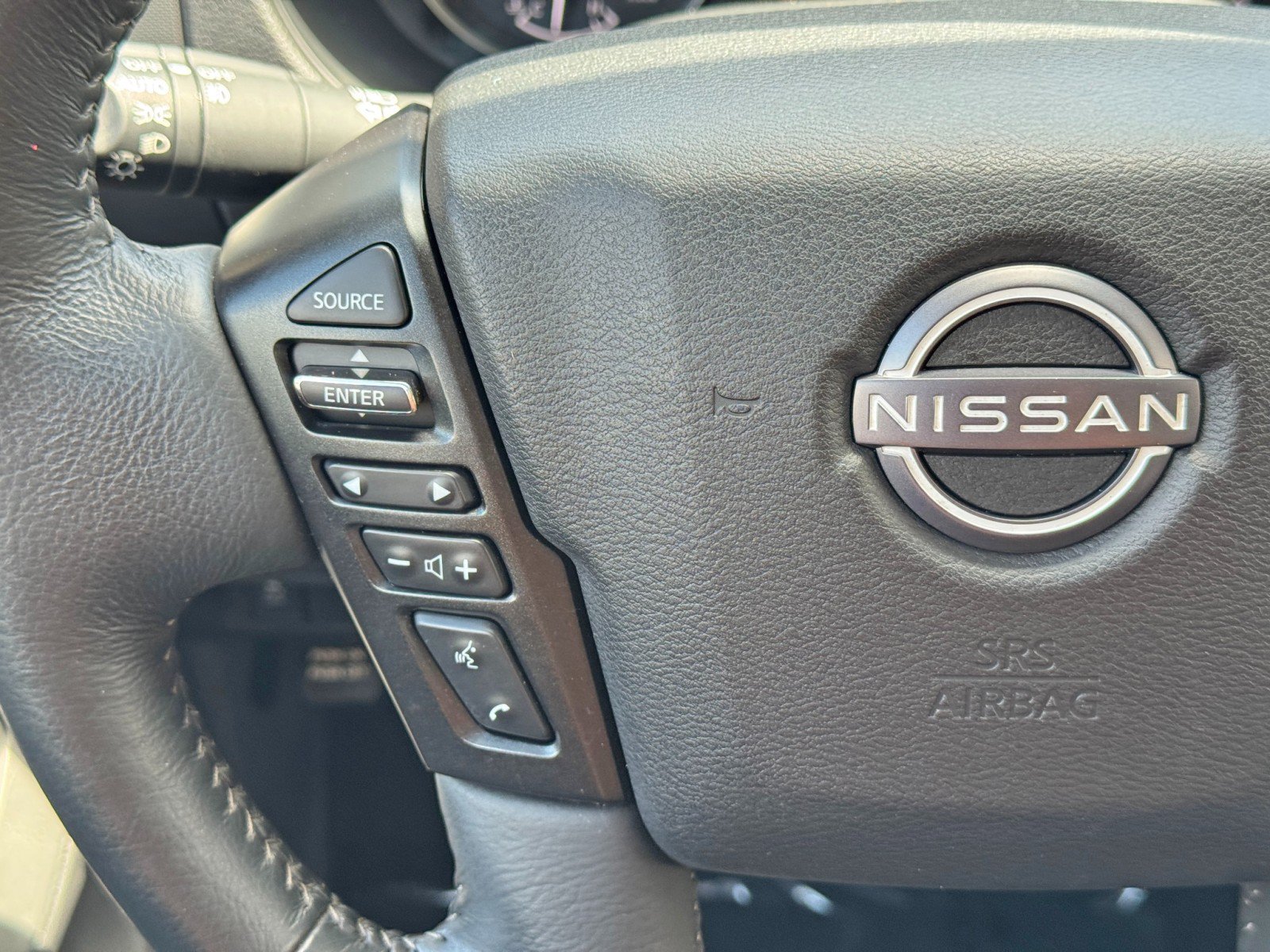 Used 2024 Nissan Frontier SV w/ Technology Package RWD image 19