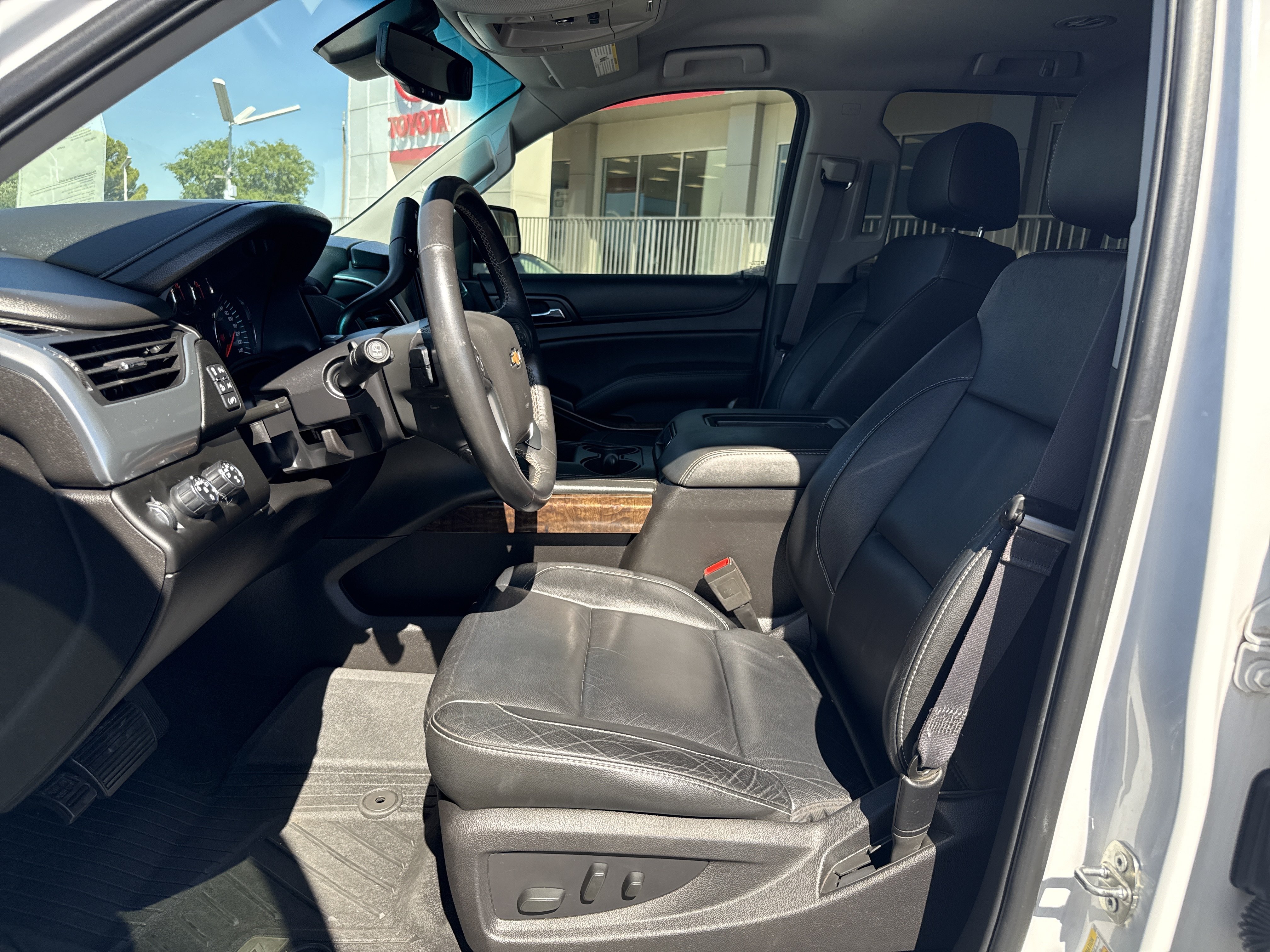 Used 2016 Chevrolet Tahoe LT w/ Off-Road Package AWD/4WD image 12