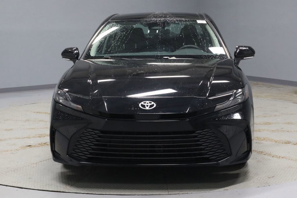 Used 2025 Toyota Camry LE FWD image 6