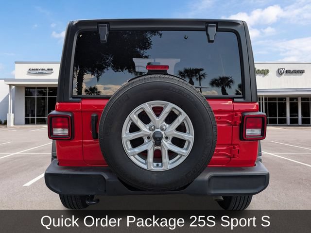 Used 2023 Jeep Wrangler Unlimited Sport AWD/4WD image 4