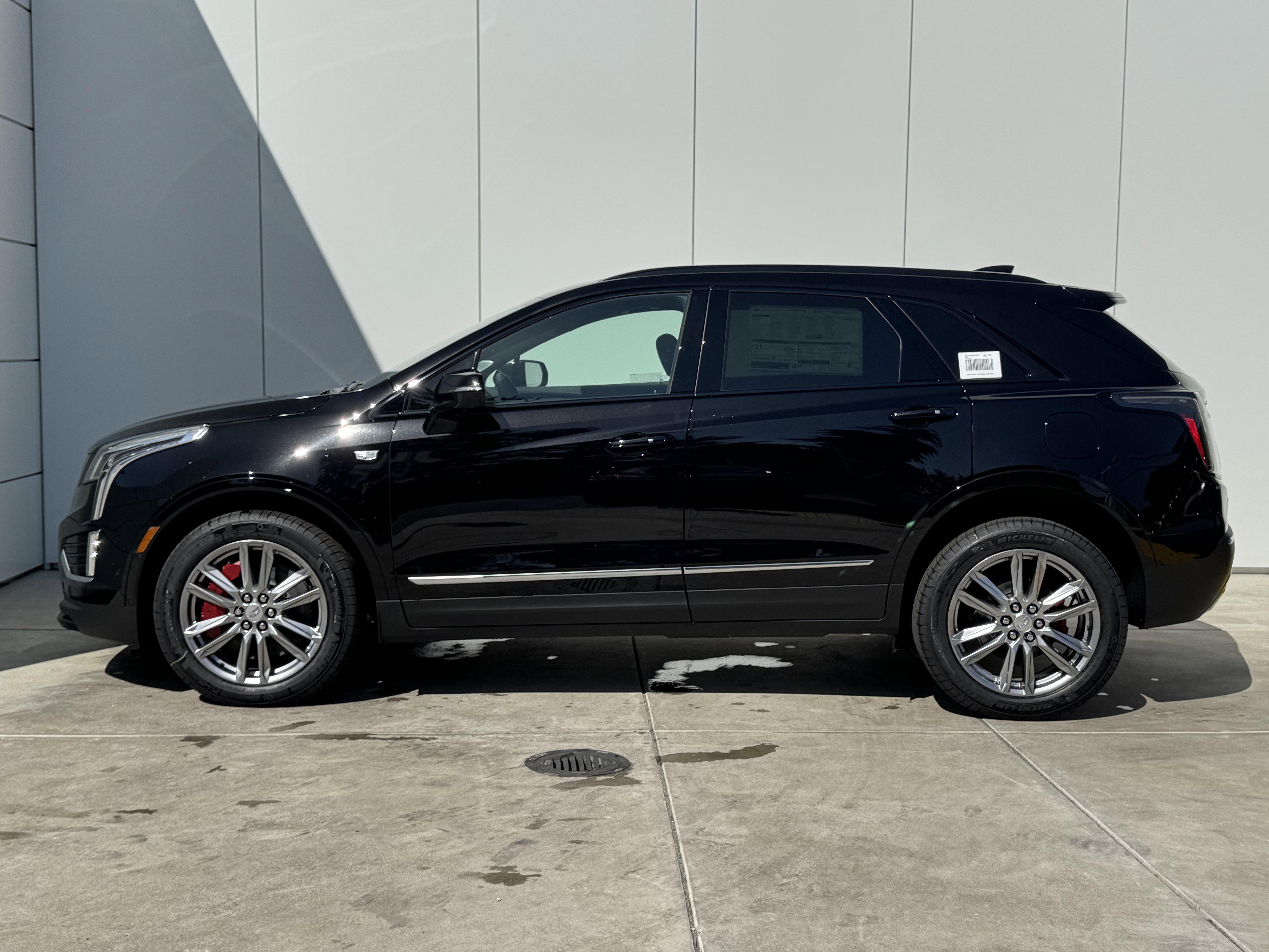 New 2025 Cadillac XT5 Sportv w/ Technology Package image 4