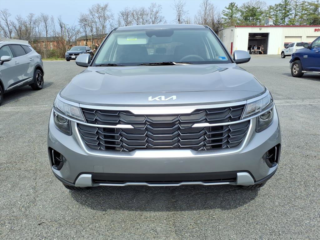 New 2026 Kia Seltos LX image 9