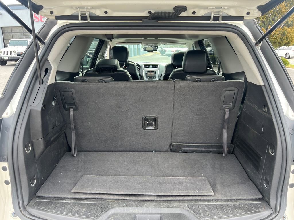 Used 2014 GMC Acadia SLT image 18