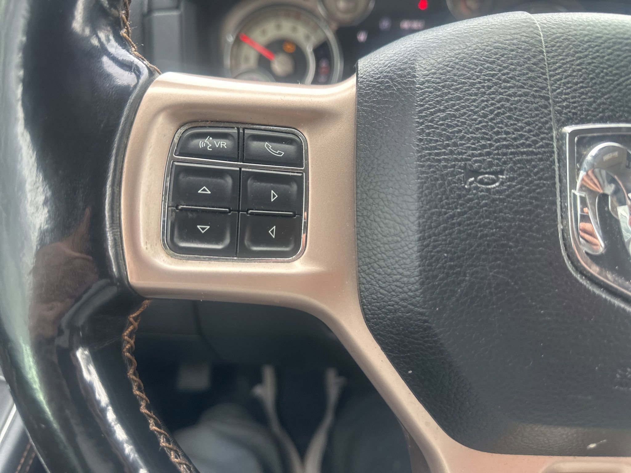 Used 2015 RAM 3500 Laramie Longhorn image 25