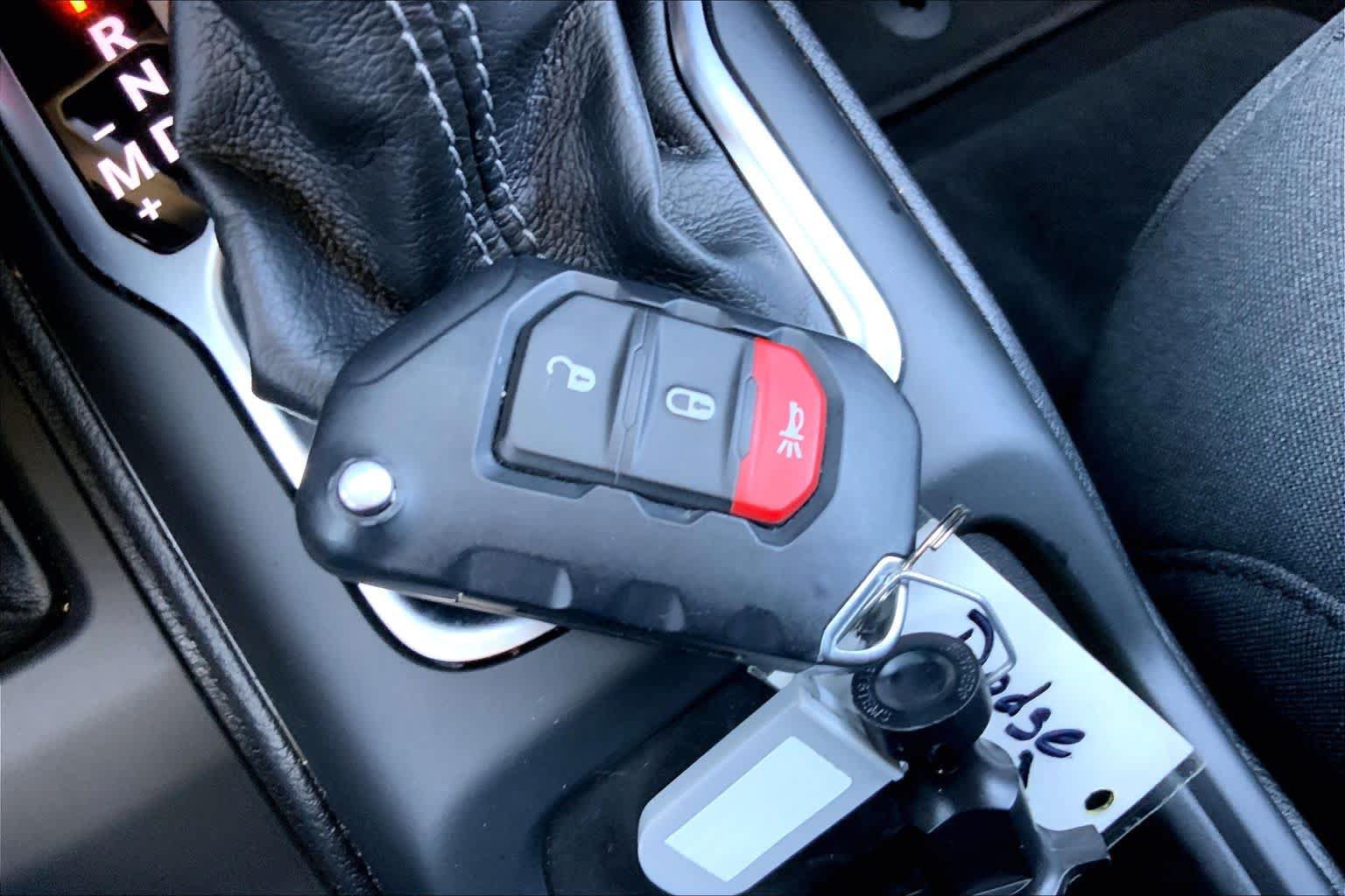 Used 2026 Jeep Gladiator Rubicon AWD/4WD image 14