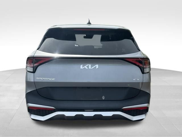Used 2023 Kia Sportage LX image 6