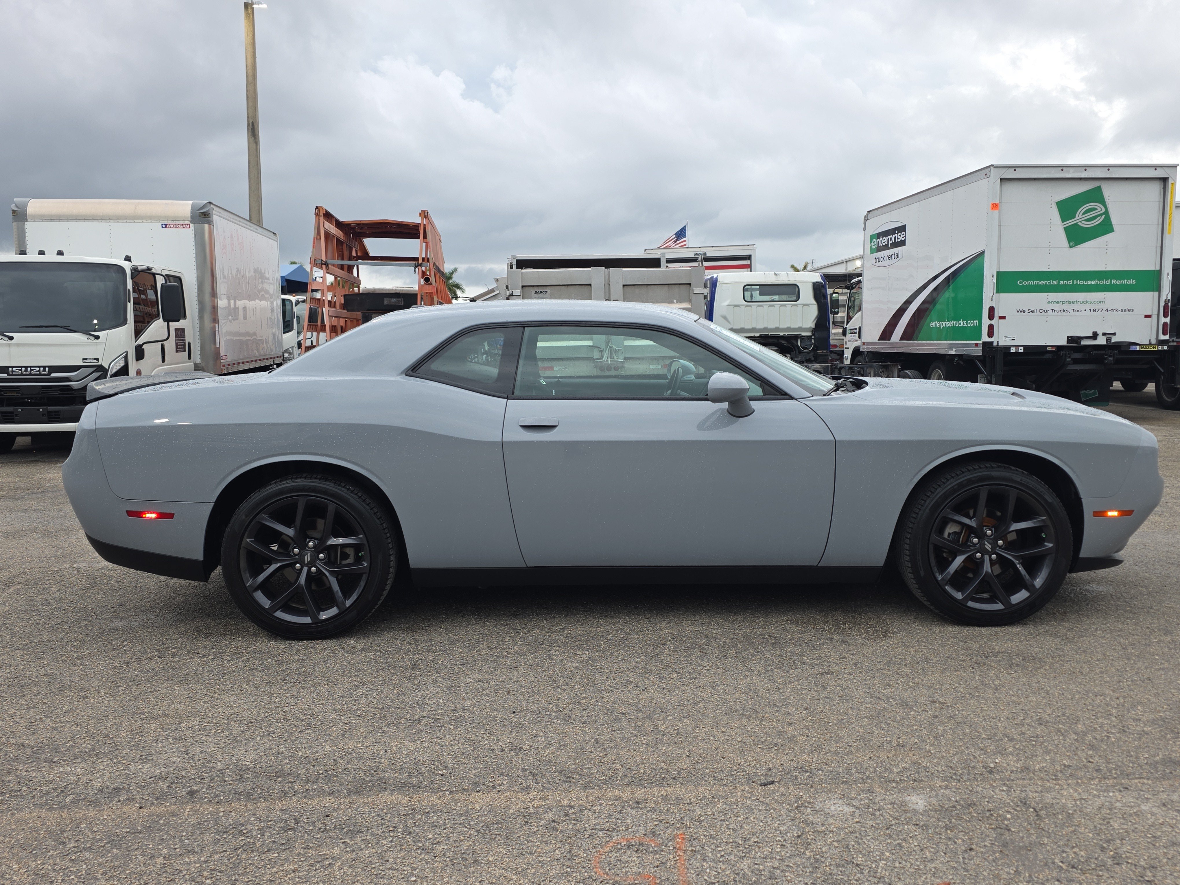 Used 2022 Dodge Challenger SXT w/ Blacktop Package RWD image 15