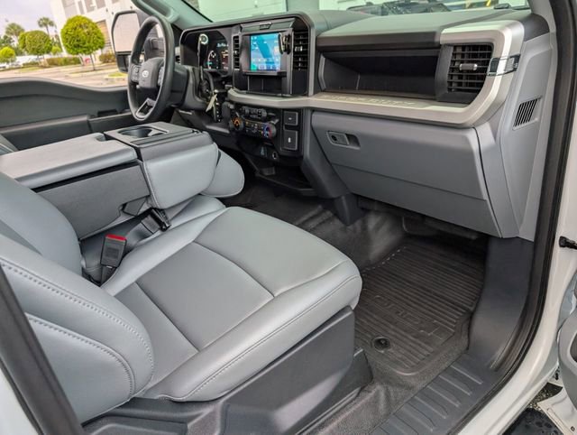 Certified 2025 Ford F350 XL AWD/4WD image 17