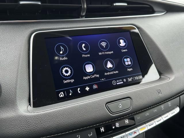 Used 2021 Cadillac XT4 Premium Luxury w/ Cold Weather Package image 17