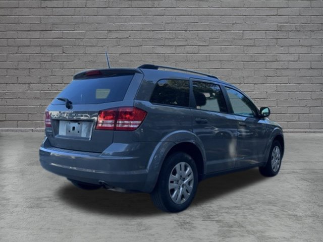 Used 2020 Dodge Journey SE FWD image 3