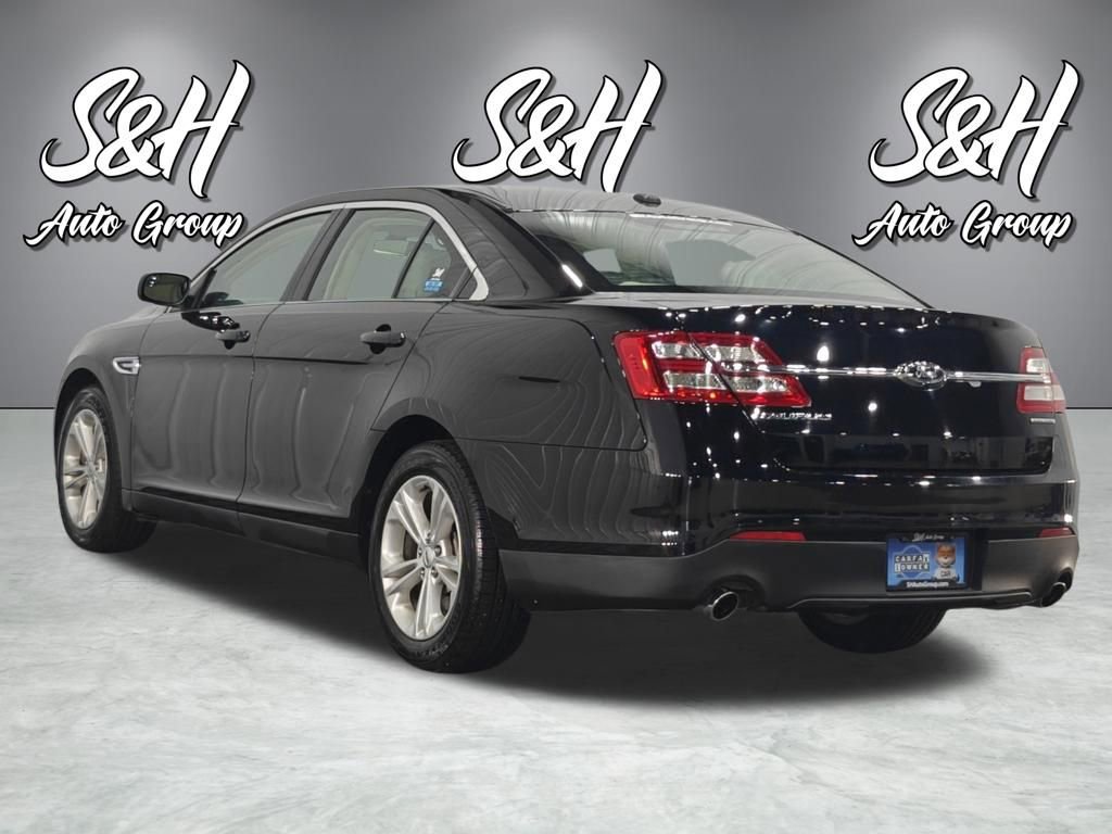 Used 2018 Ford Taurus SE FWD image 19