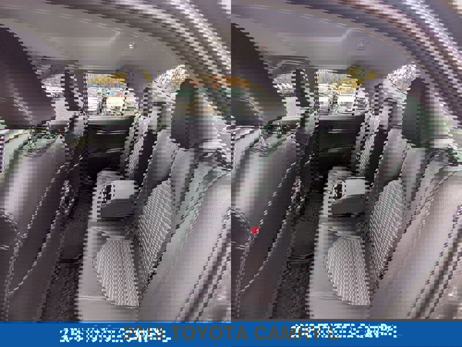 Used 2018 Toyota Camry SE w/ Moonroof Package image 29