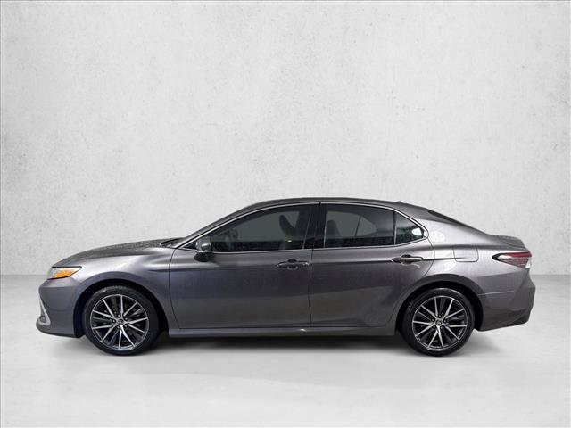 Used 2022 Toyota Camry XLE FWD image 6