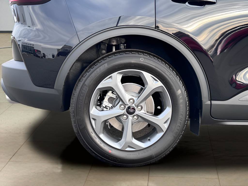 New 2026 Ford Escape ST-Line w/ Cold Weather Package FWD image 40