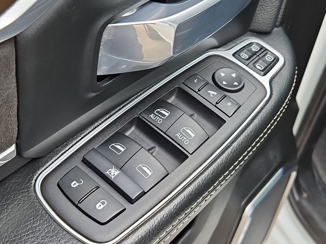 Used 2024 RAM 2500 Laramie image 24