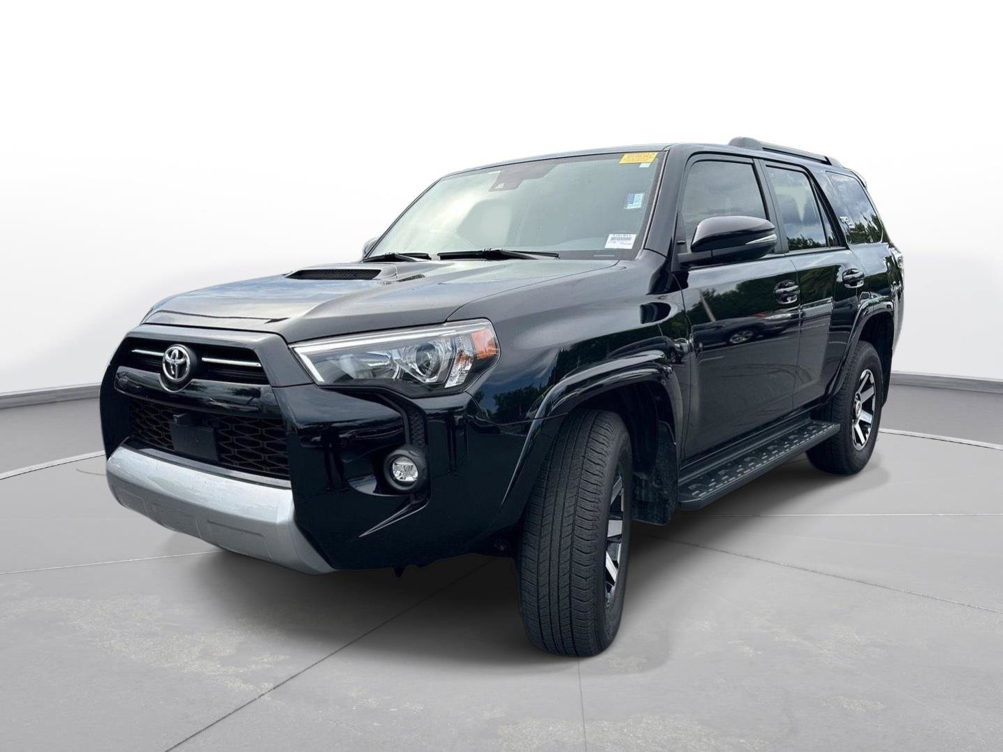 Used 2024 Toyota 4Runner TRD Off-Road Premium w/ Off Road Premium Plus Package AWD/4WD image 2