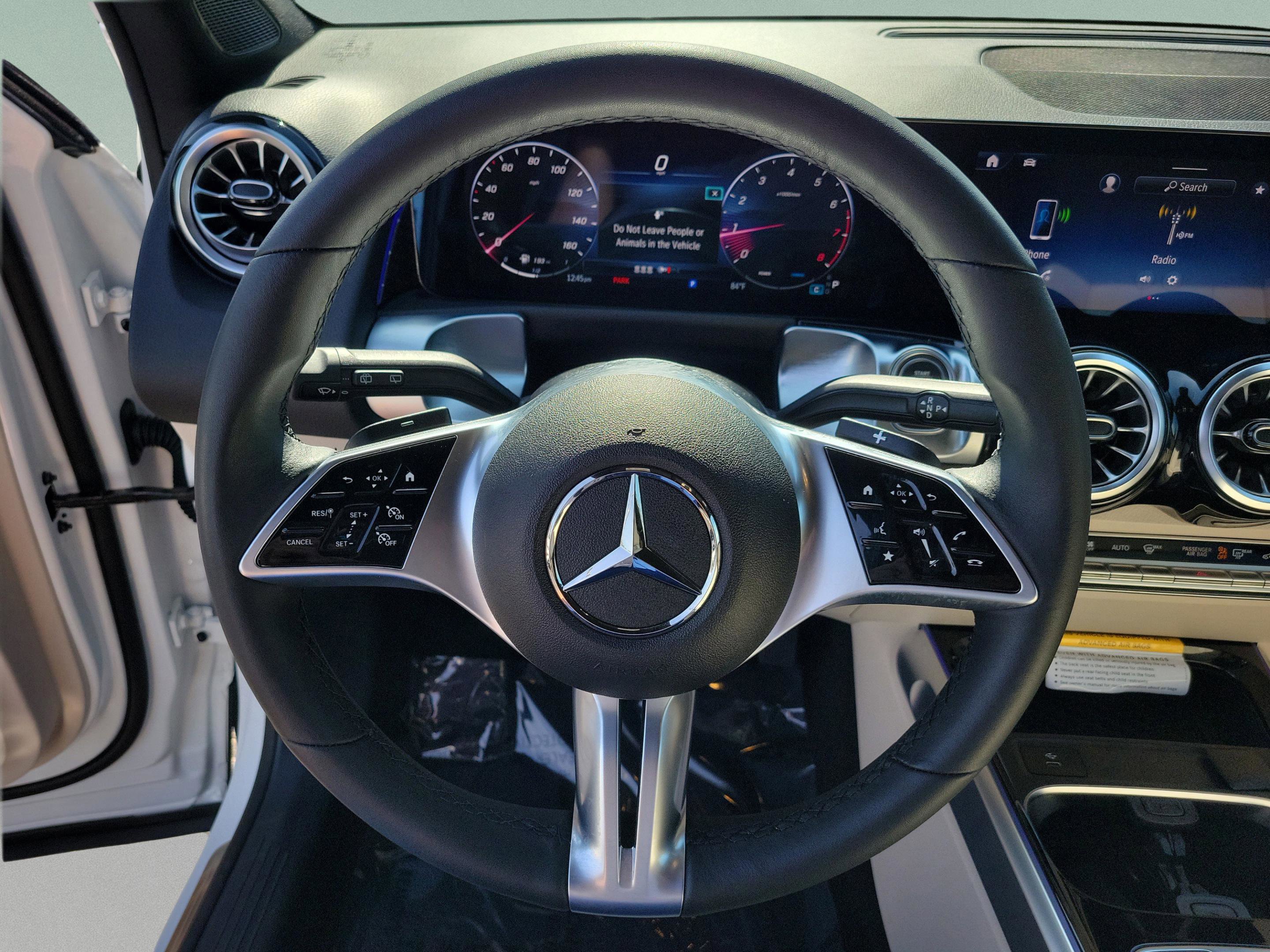 Certified 2025 Mercedes-Benz GLB 250 image 10