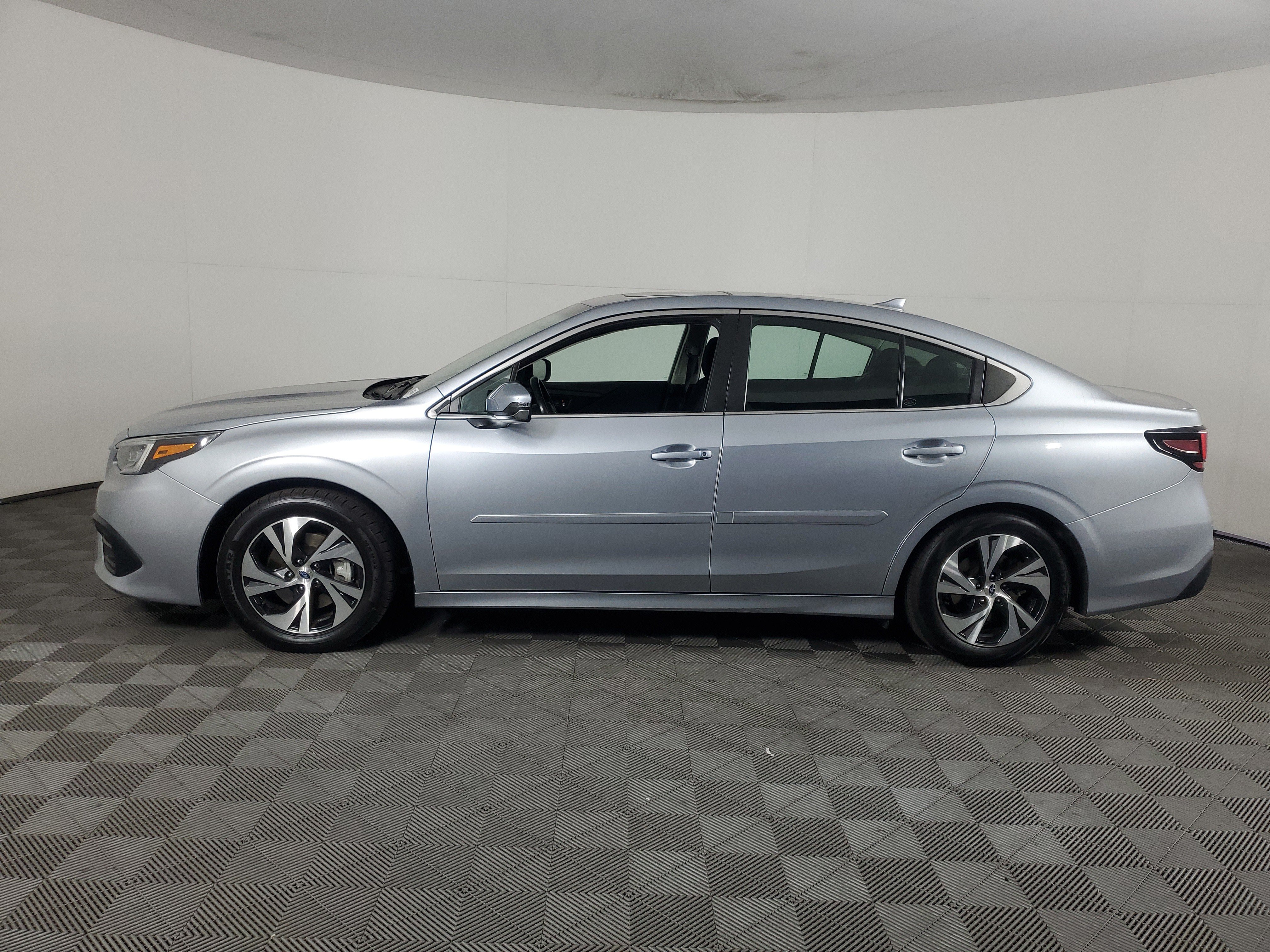 Used 2022 Subaru Legacy Premium AWD/4WD image 7