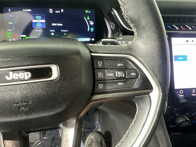 Used 2023 Jeep Grand Cherokee 4WD 4xe image 15