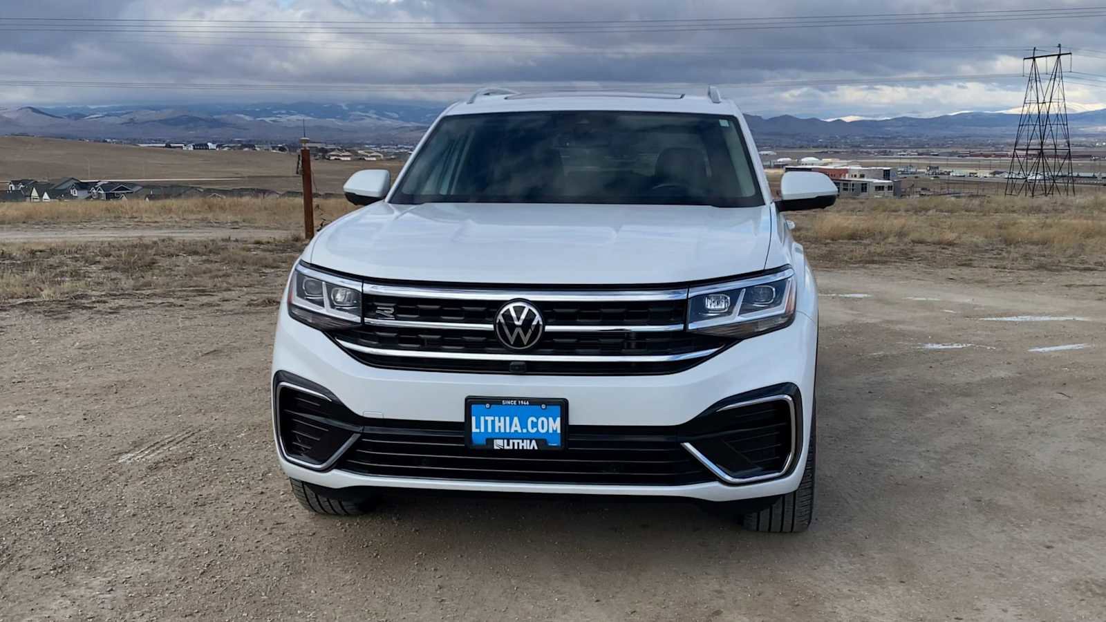 Used 2023 Volkswagen Atlas SEL Premium image 3