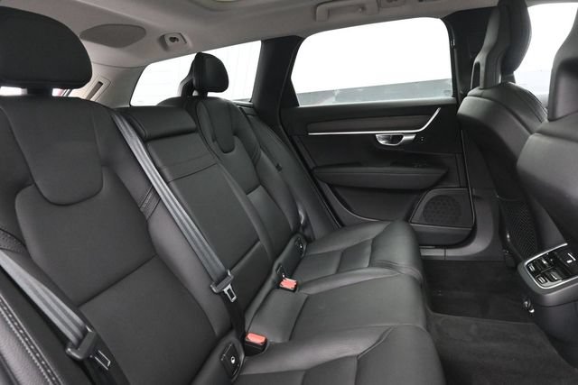 Used 2018 Volvo V90 T5 Cross Country w/ Plus Package AWD/4WD image 31