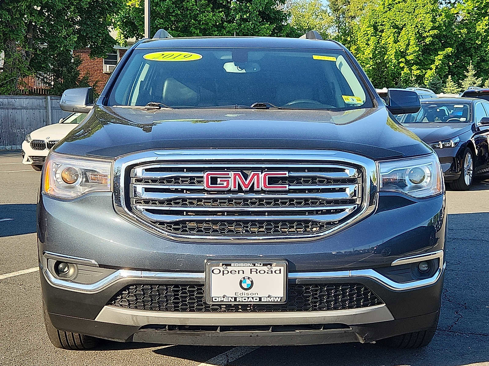 Used 2019 GMC Acadia SLT w/ LPO, Floor Liner Package AWD/4WD image 2