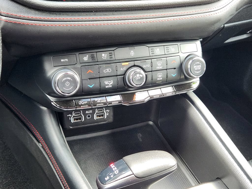 Used 2024 Dodge Durango GT AWD/4WD image 22