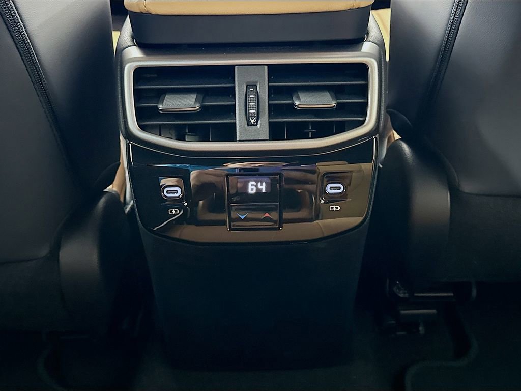 Used 2025 Lexus RX 350 Premium w/ Accessory Package (Z1) image 27