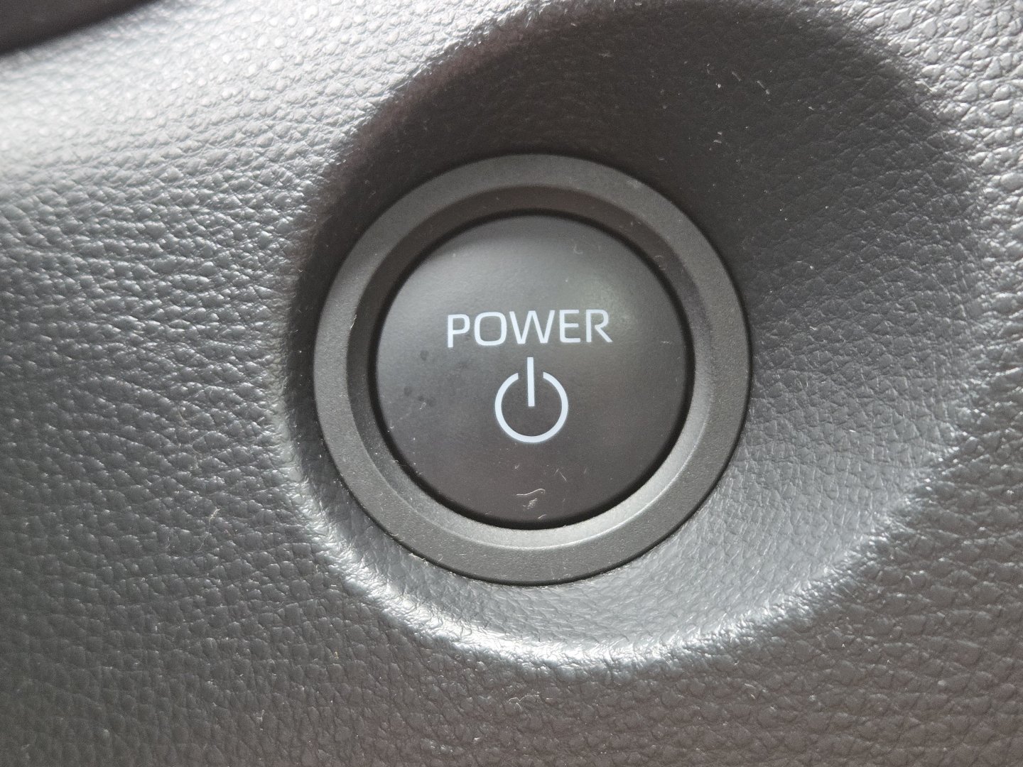 Used 2024 Toyota Corolla Cross AWD Hybrid w/ Convenience Package image 34