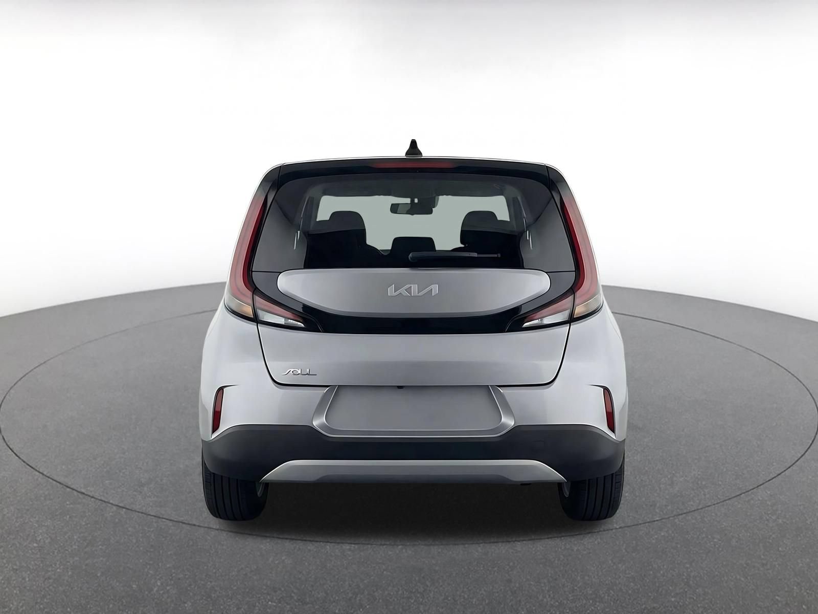 Used 2025 Kia Soul LX w/ LX Technology Package FWD image 7
