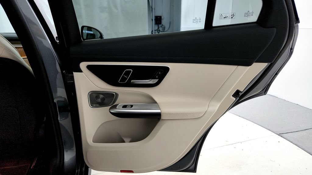 Used 2023 Mercedes-Benz GLC 300 4MATIC image 19