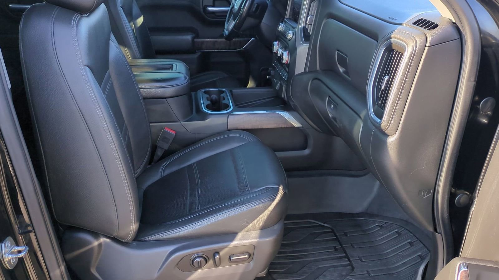 Used 2019 GMC Sierra 1500 Denali image 21