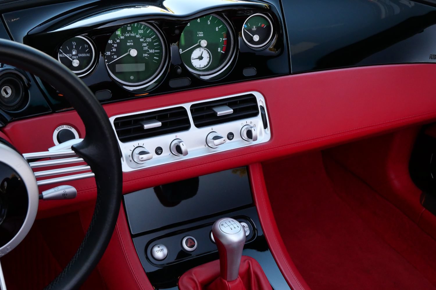 Used 2001 BMW Z8 RWD image 72