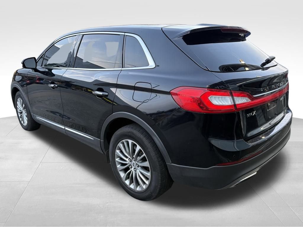 Used 2018 Lincoln MKX Select w/ Select Plus Package image 2