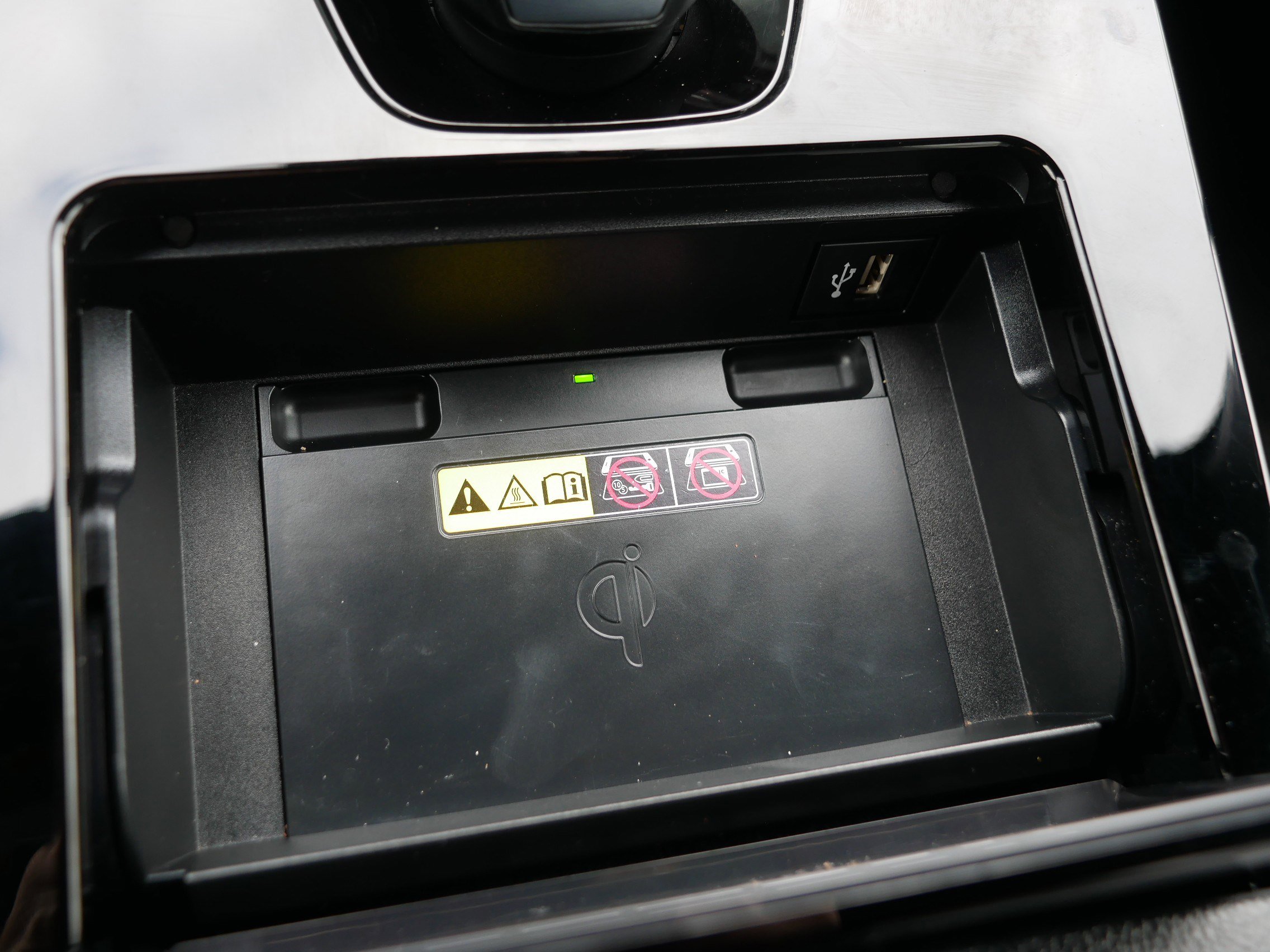 Used 2023 Subaru Solterra AWD image 33