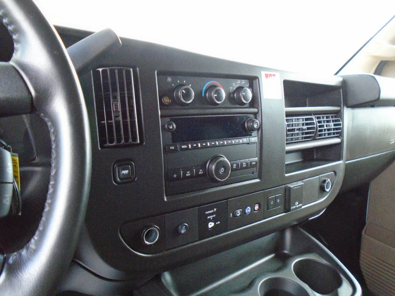 Used 2020 Chevrolet Express 3500 w/ Driver Convenience Package image 6