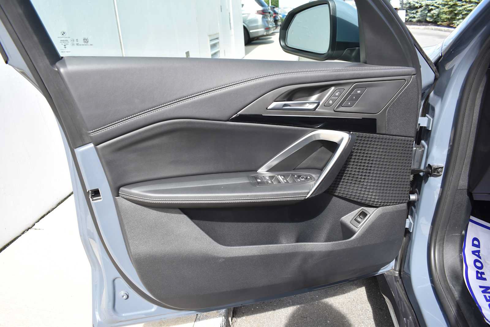Used 2025 BMW X1 xDrive28i w/ Convenience Package AWD/4WD image 12