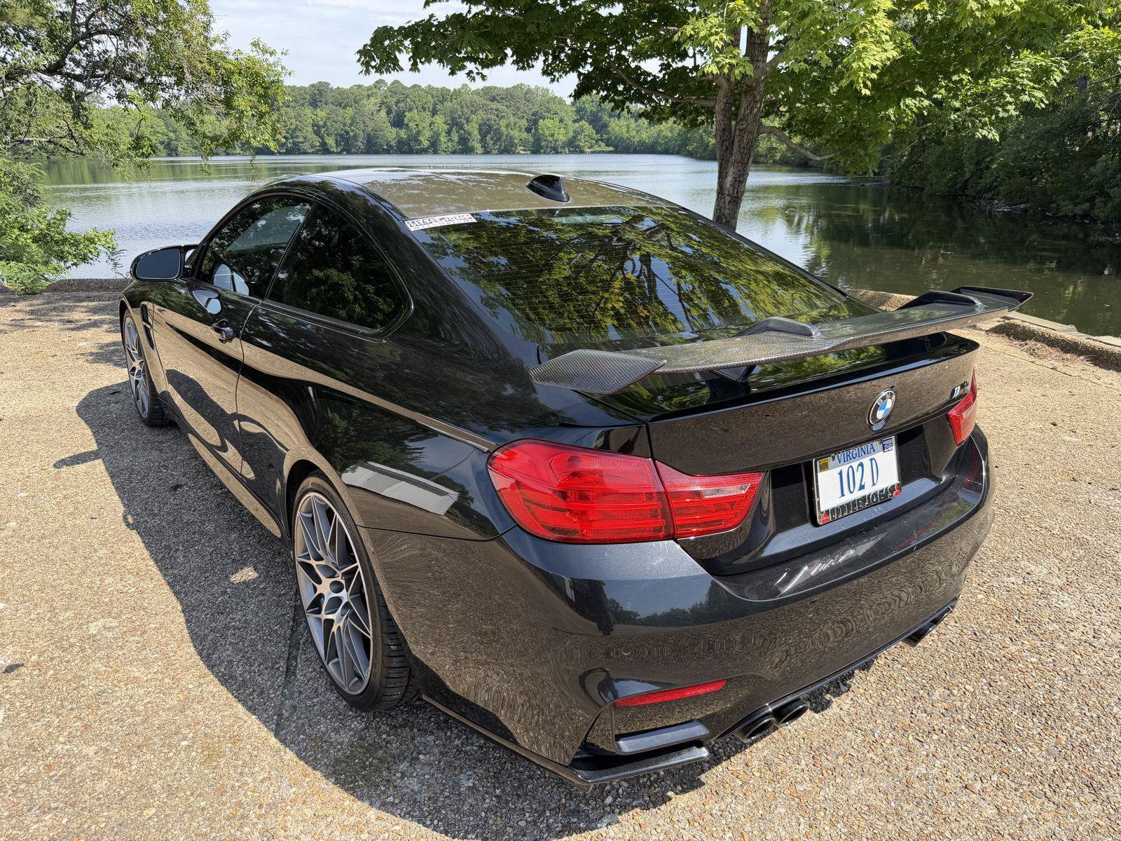 Used 2017 BMW M4 Coupe RWD image 9