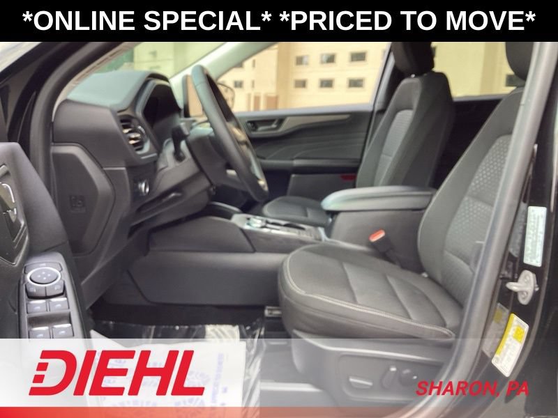 Used 2023 Ford Escape Active w/ Cold Weather Package FWD image 21