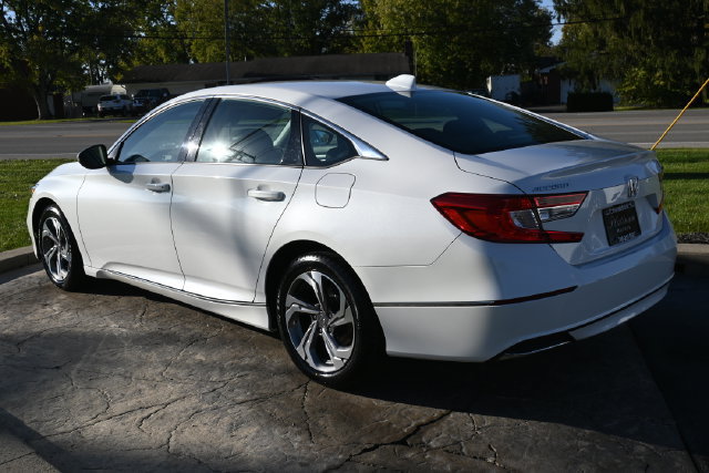 Used 2018 Honda Accord EX image 7