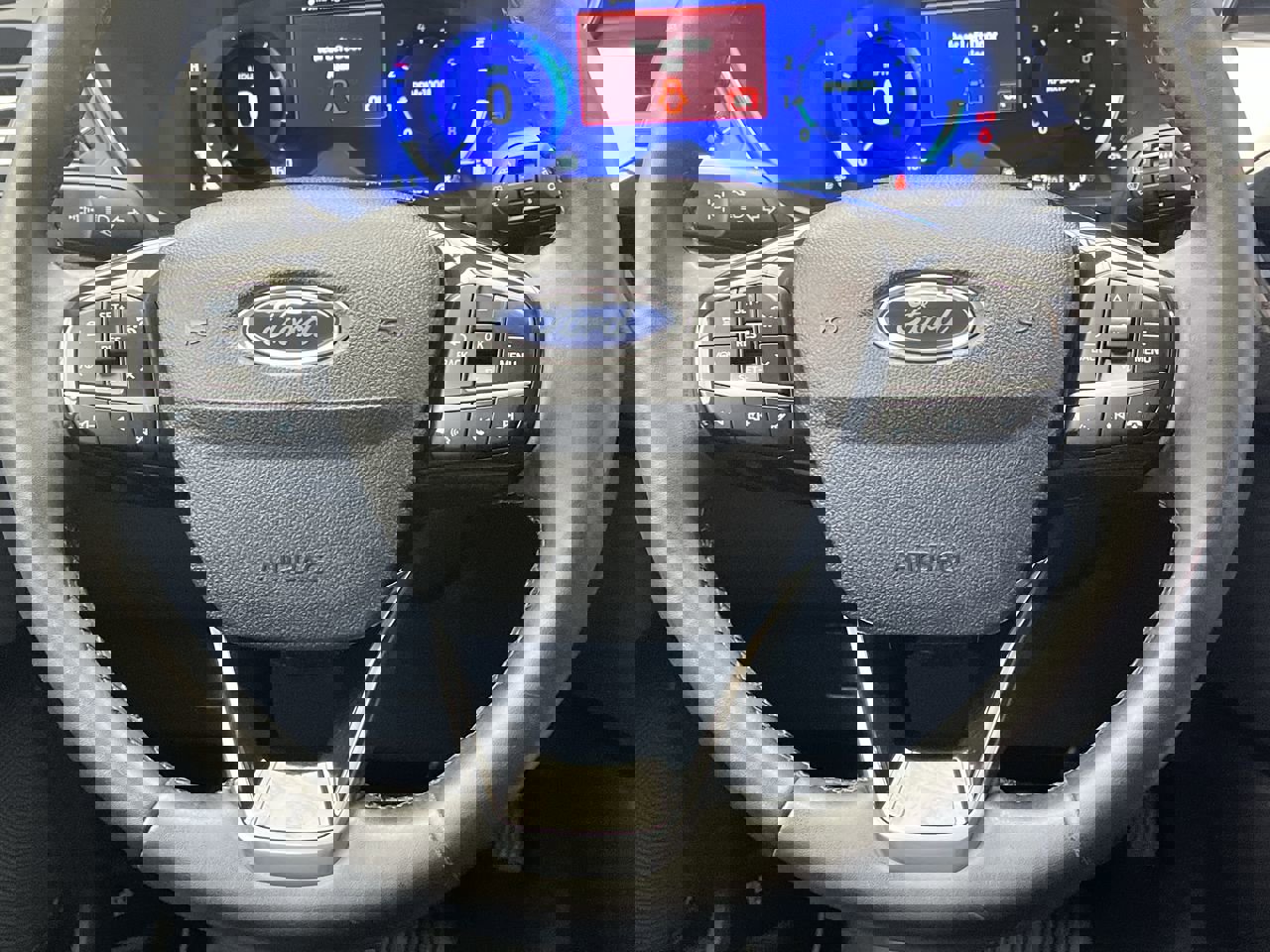 Certified 2022 Ford Escape Titanium w/ Class II Trailer Tow Package image 16