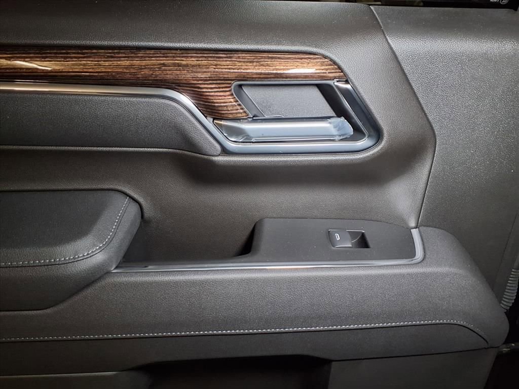 New 2025 GMC Sierra 1500 SLE AWD/4WD image 11