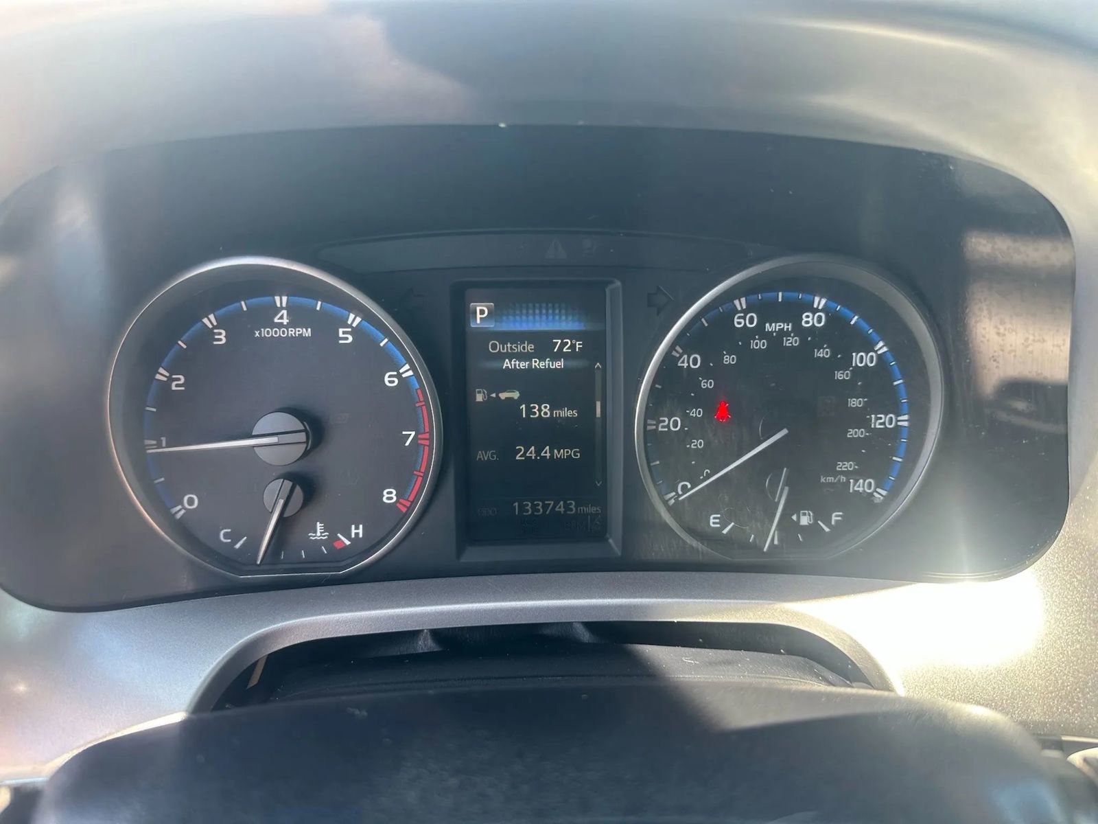 Used 2017 Toyota RAV4 XLE AWD/4WD image 13