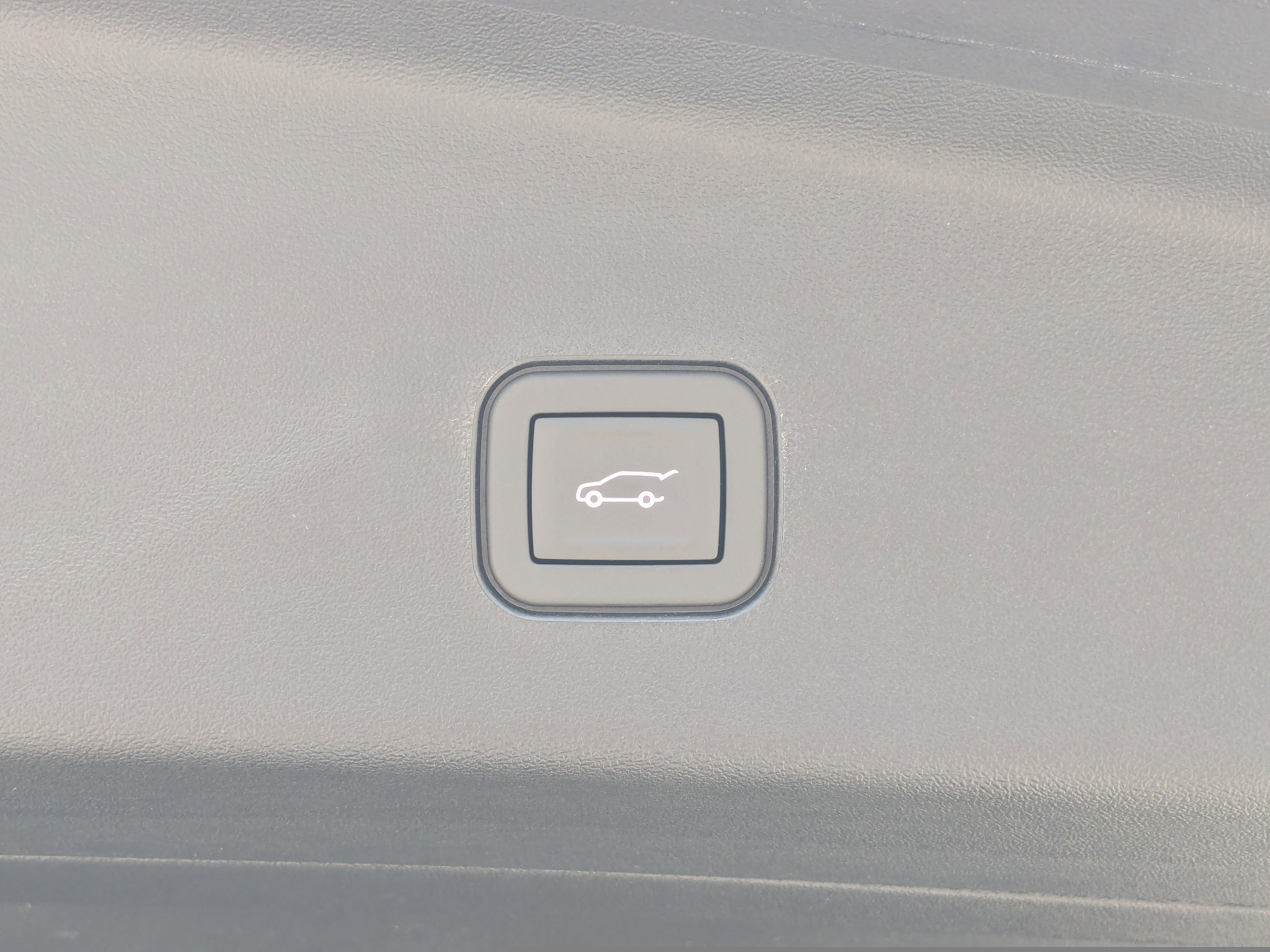 New 2026 Cadillac Vistiq Premium Luxury w/ LPO, Floor Liner Package image 28