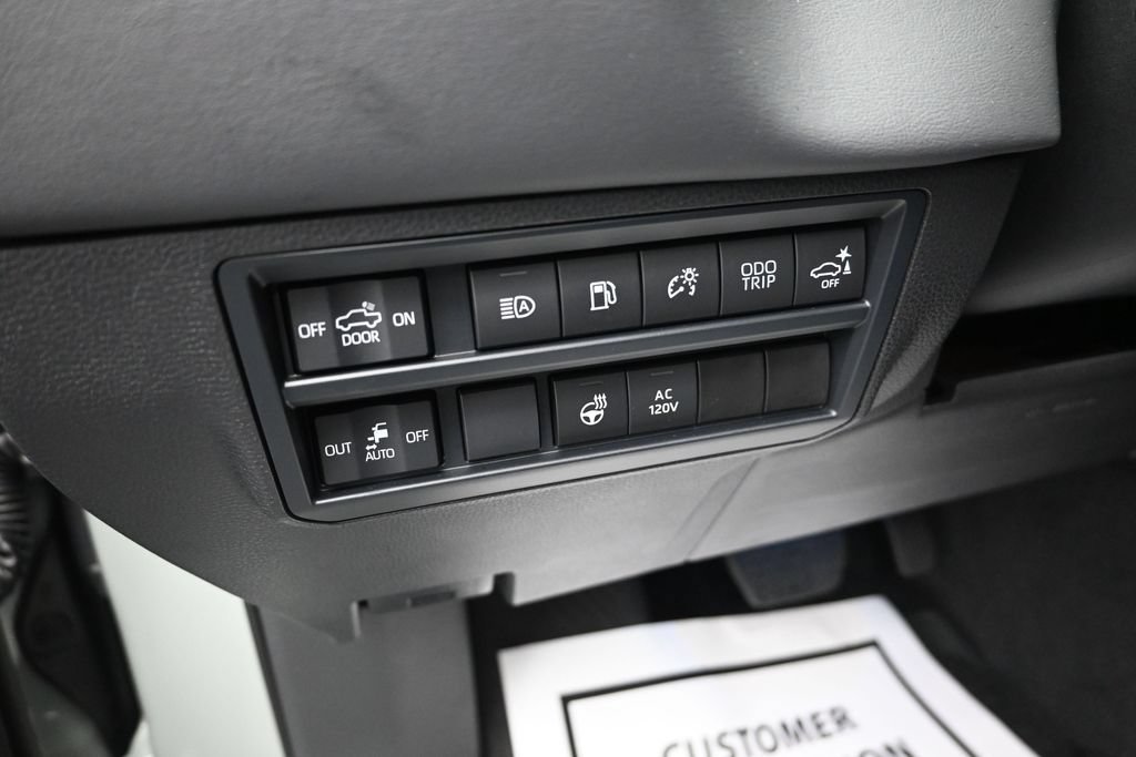 Used 2024 Toyota Tundra Platinum AWD/4WD image 12