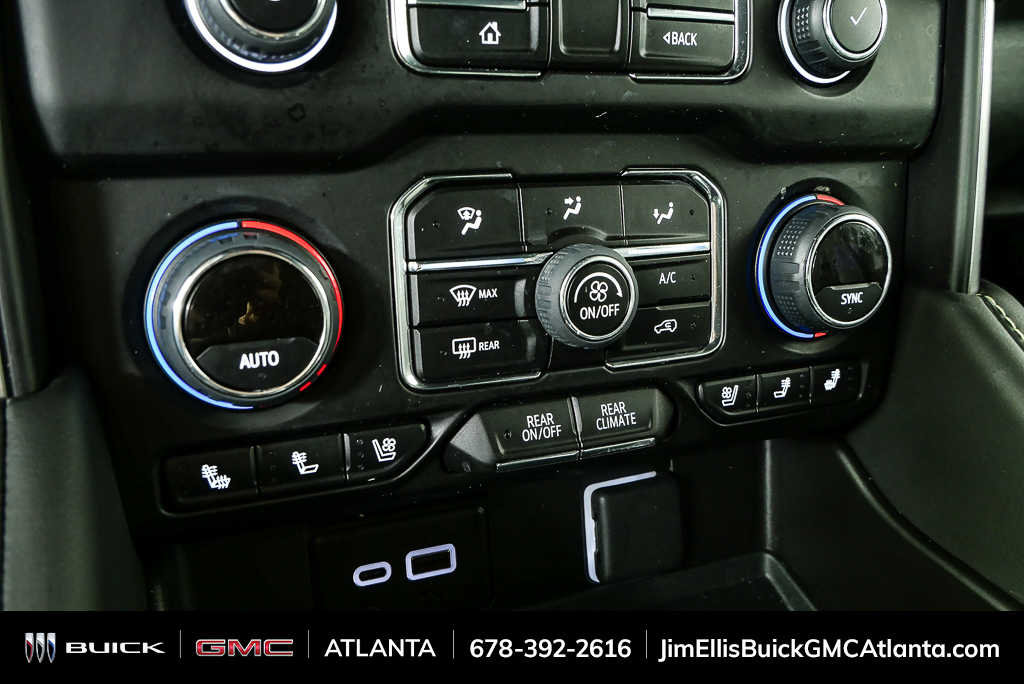 Used 2023 Chevrolet Tahoe Premier RWD image 16