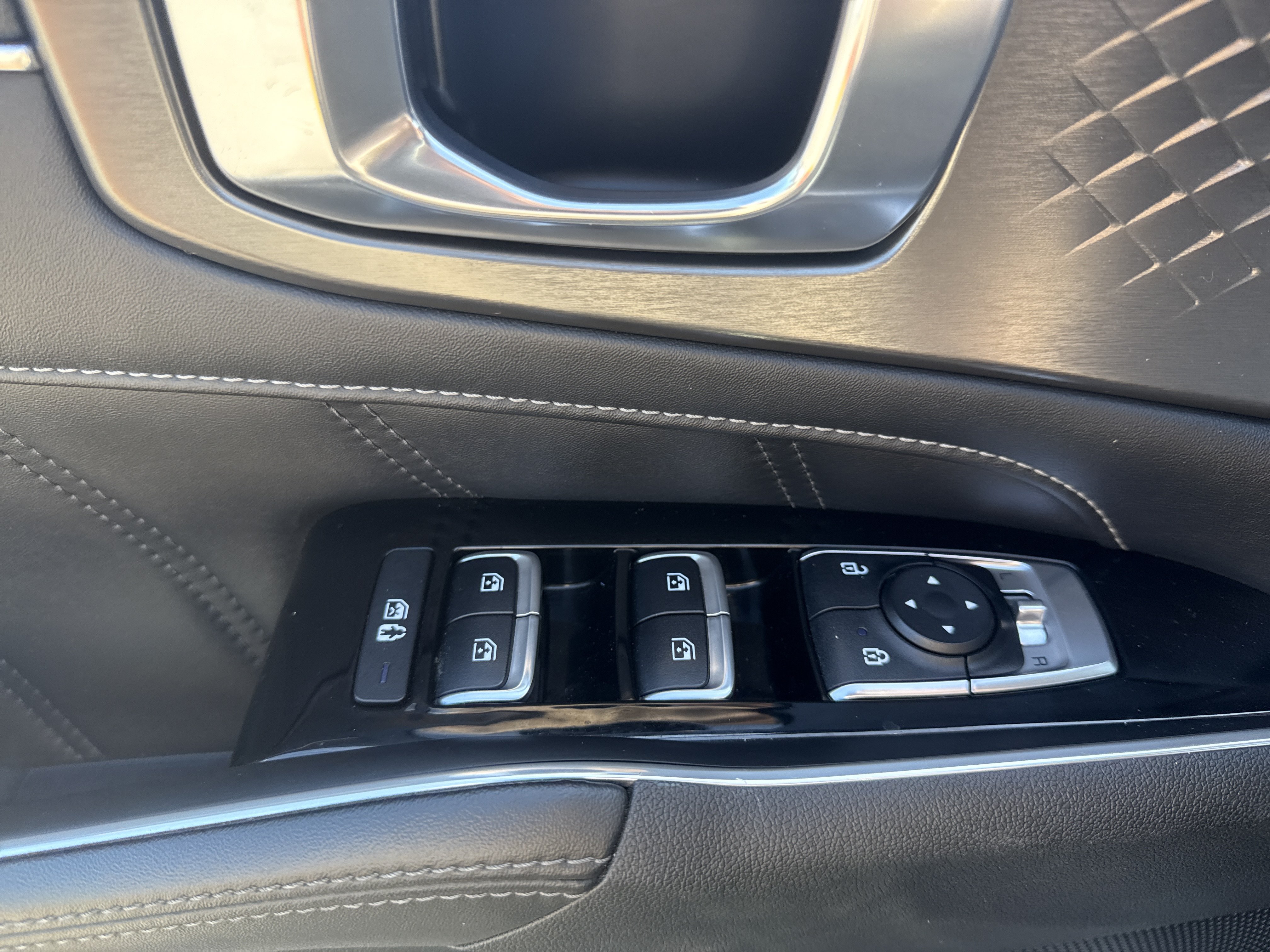 Used 2022 Kia Sorento SX FWD image 20